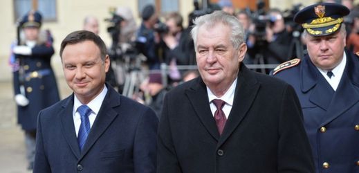 Zleva polský prezident Andrzej Duda a český prezident Miloš Zeman.
