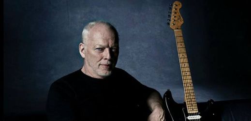 Člen skupiny Pink Floyd, zpěvák a kytarista David Gilmour.