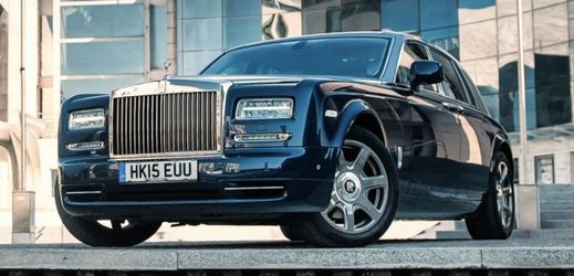 Kulaté jubileum slaví firma, která se proslavila auty a leteckými motory - Rolls-Royce. 