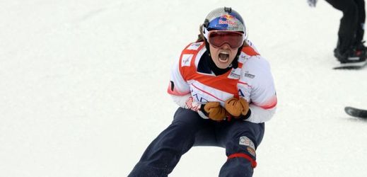 Česká snowboardistka Eva Samková.