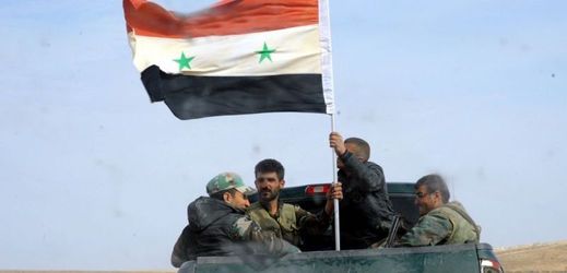Syrští vojáci v provincii Homs.