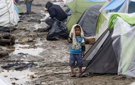 Nehygienické podmínky v řeckém táboře Idomeni.