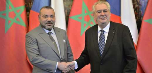 Marocký král Muhammadem VI. s prezidentem Zemanem.