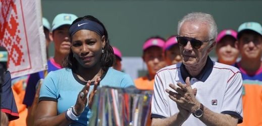 Raymond Moore a Serena Williamsová.
