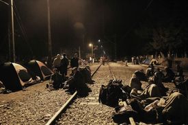 Tábořící uprchlí v řeckém městě Idomeni.