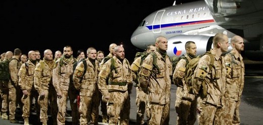 Armáda plánuje do Iráku vyslat tým čítající nejvýše 35 lidí. (Ilustrační foto)