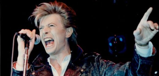 Čtvrteční koncert věnovaný Davidu Bowiemu byl beznadějně vyprodaný. 