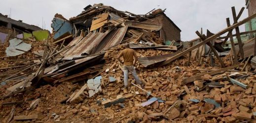 Zemětřesení v Nepálu. 