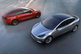 Tesla Model 3 bude na trhu až koncem příštího roku.