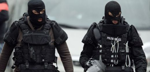 Policisté v Bruselu.