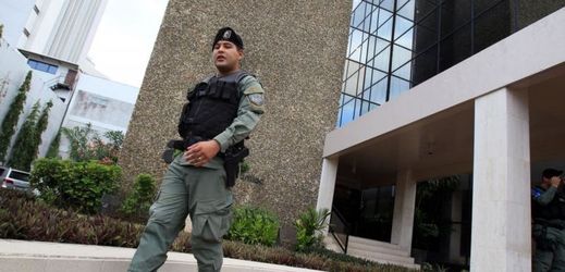 Panamská policie v úterý provedla razii v sídle právní firmy Mossack Fonseca.