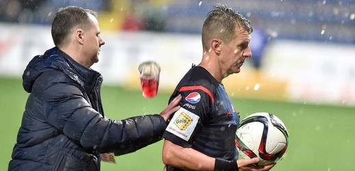 Delegace sudího Michala Patáka na sobotní zápas Zlína s Plzní (1:2) byla podle Miroslava Pelty nešťastná.
