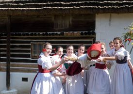Hoslovický mlýn zahájil letos sezonu již tradičně o Velikonocích.