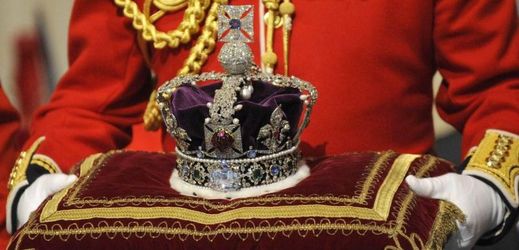 Diamant Koh-i-Noor je součástí britské korunovační koruny.