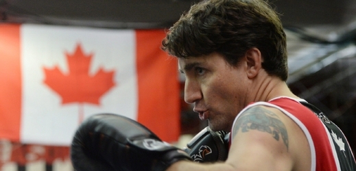 Justin Trudeau rád boxuje.