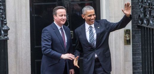 Kromě dominantního tématu nadcházejícího britského hlasování o EU jednali Obama s Cameronem rovněž o situaci v Libyi a v Sýrii.