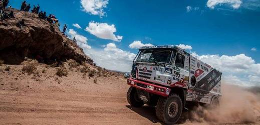 Rallye Dakar povede příští rok třemi jihoamerickými zeměmi, přičemž poprvé se do slavné soutěže zapojí Paraguay. 