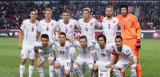 Čeští fotbalisté se na soustředění v Rakousku před mistrovstvím Evropy ve Francii utkají 27. května v Kufsteinu s Maltou a 1. června v Innsbrucku s Ruskem. Generálku na šampionát odehrají 5. června v Praze s Jižní Koreou.