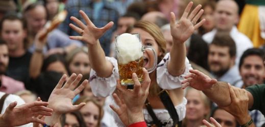 Bavorsko zavede na letošním Oktoberfestu vstupní kontroly.