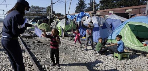 Uprchlický tábor v Řecku.