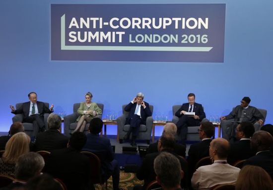 Zleva Jim Yong Kim, John Kerry, David Cameron, Muhammadu Buhari.