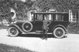 Prezident T. G. Masaryk u vozu Škoda-Hispano Suiza.
