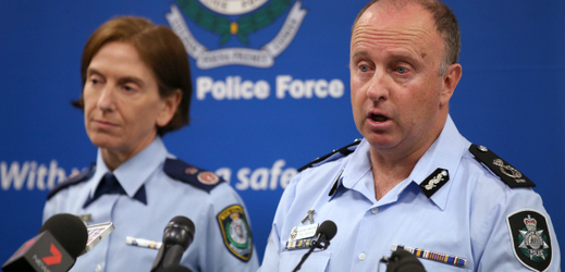 Australská policie podala informace o zadrženém mladistvém útočníkovi, který chtěl zřejmě spáchat atentát.