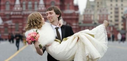 Ruští novomanželé (ilustrační foto).