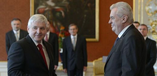 Prezident potvrdil, že novým guvernérem bude Jiří Rusnok.