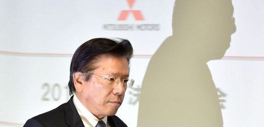 Odstupující prezident Mitsubishi Motors Tecuró Aikawa.