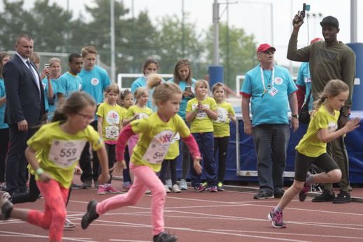Usain Bolt odstartoval běh na 100 metrů.