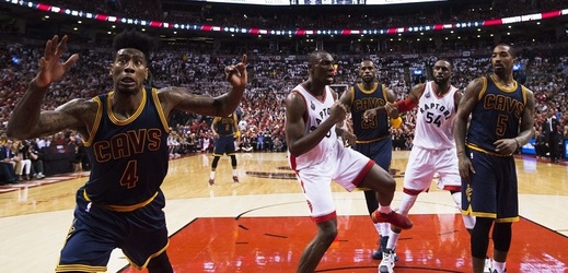 Basketbalisté Clevelandu poprvé v letošním play-off NBA prohráli.