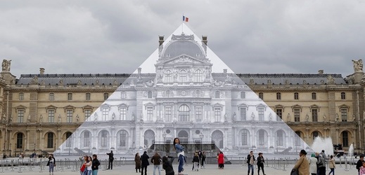 Prosklená pyramida v Louvru "zmizela" za pomoci optické iluze.