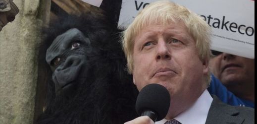 O největší rozruch v Británii těchto dnů se stará bývalý starosta Londýna Boris Johnson.