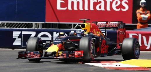 Kvalifikaci na Velkou cenu Monaka formule 1 vyhrál australský pilot Red Bullu Daniel Ricciardo (na fotce).