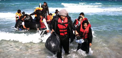 Středozemní moře je denně svědkem uprchlických dramat (ilustrační foto).