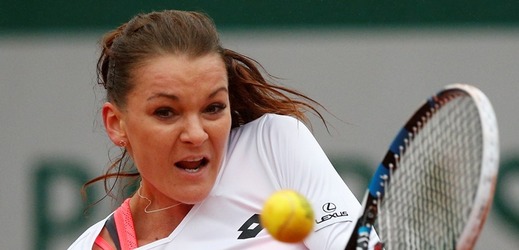 Turnajová dvojka Agnieszka Radwaňská skončila na grandslamovém Roland Garros v osmifinále. 