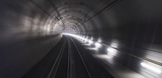 Nový železniční Gotthardský tunel. 