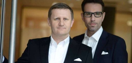 Ekonomičtí publicisté Miroslav Motejlek (vlevo) a Petr Skočdopole.