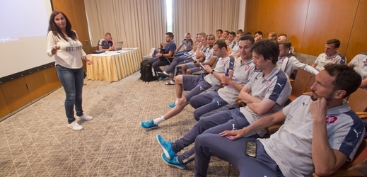 Čeští fotbalisté na školení před evropským šampionátem ve Francii.
