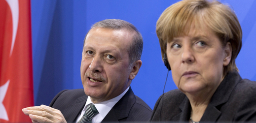 Co můžou Němci od Turků čekat? To neví ani Angela Merkelová.