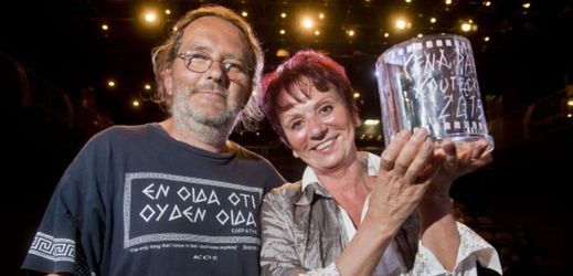 Loňskou cenu Pavla Kouteckého za nejlepší dokument získala režisérka Jana Ševčíková za film Opři žebřík o nebe.