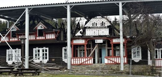 Škoda na chatě Libušín na Pustevnách je okolo 80 miliónů korun.