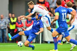 Milan Škoda v zápase s Chorvatskem.