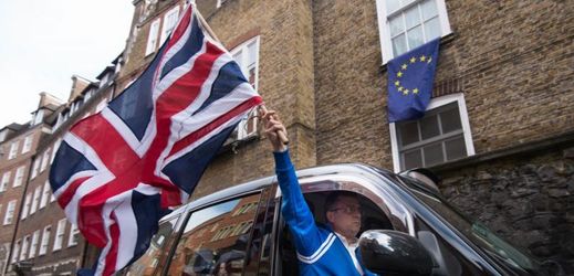 Británie si v referendu odhlasovala odchod z EU.