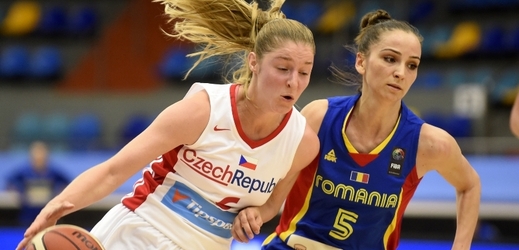 Česká basketbalistka Karolína Elhotová.