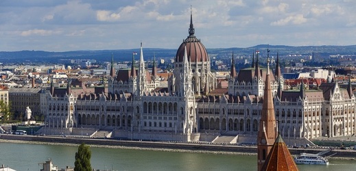 Budova maďarského parlamentu. 