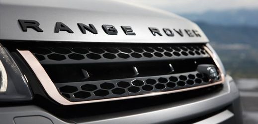 Brexit nenarušil plány automobilky Jaguar Land Rover na stavu továrny na Slovensku.