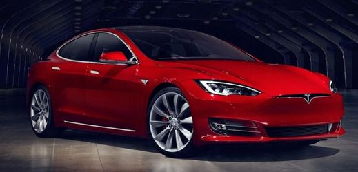 Tesla Model S má na svědomí první smrtelnou nehodu vozu s autonomním řízením.