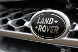Značka Jaguar Land Rover oznámila, že nemění svoje plány postavit na Slovensku továrnu.